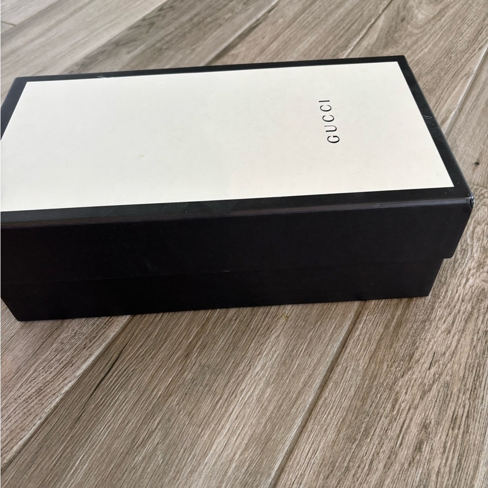 gucci slides - Picture 5 of 13